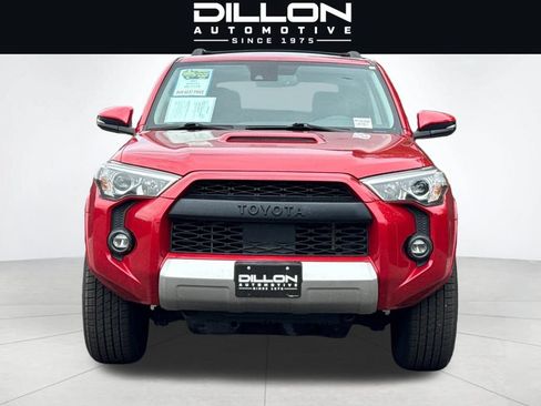 Used 2021 Toyota 4Runner TRD Off-Road Premium w/ Moonroof Package AWD/4WD image 9