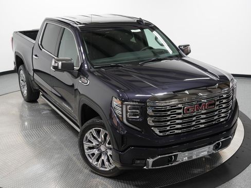 New 2026 GMC Sierra 1500 Denali w/ Denali Reserve Package image 47