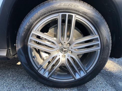 New 2026 Mercedes-Benz GLS 450 GLS 450 image 9