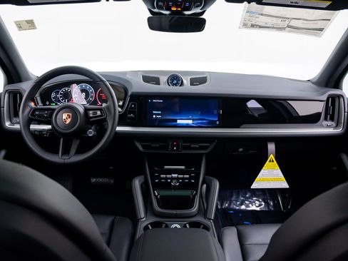 New 2026 Porsche Cayenne AWD/4WD image 11