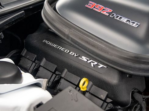 Used 2022 Dodge Challenger R/T Scat Pack RWD image 33