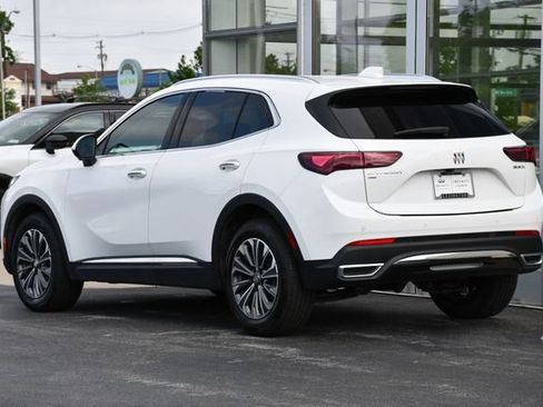 Used 2024 Buick Envision Preferred AWD/4WD image 10