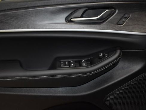 New 2025 Jeep Grand Cherokee Limited w/ Trailer Tow Package image 27