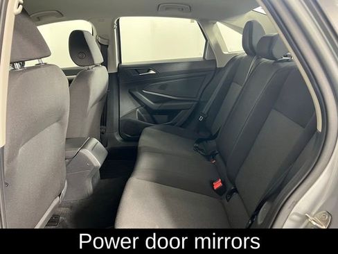 Used 2021 Volkswagen Jetta S image 9