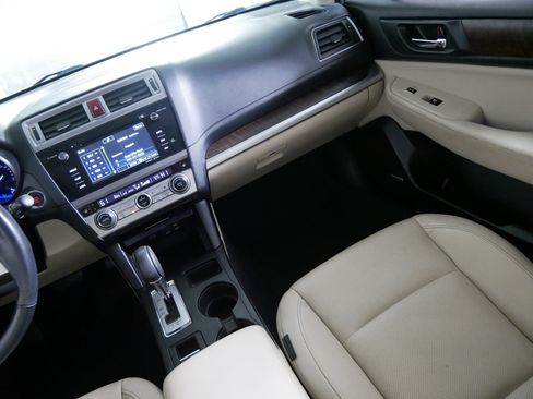 Used 2015 Subaru Outback 2.5i Limited AWD/4WD image 11