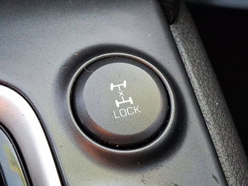 Used 2021 Hyundai Kona SE image 25