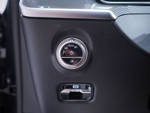 Used 2023 Mercedes-Benz C 300 Sedan image 17