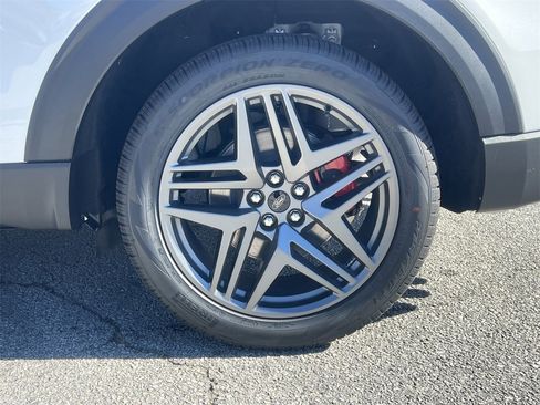 New 2026 Ford Explorer ST w/ Sun And Sound Package image 32