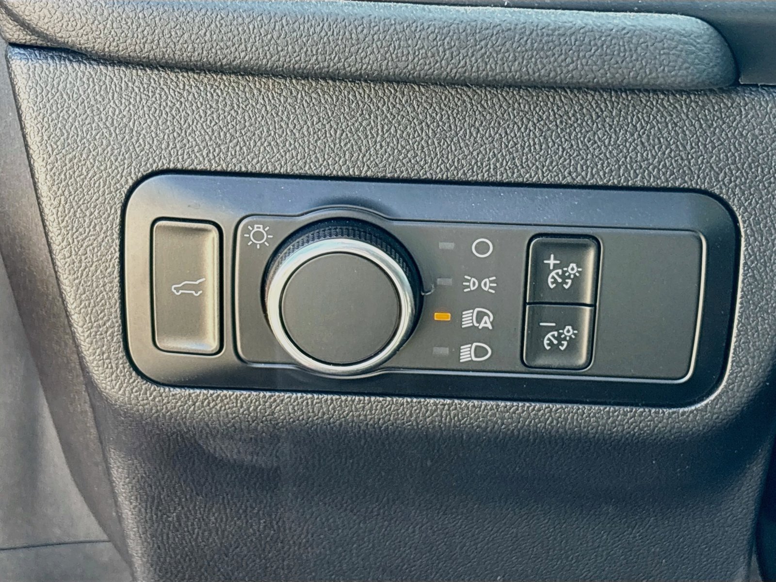 Used 2025 Ford Escape Active FWD image 10