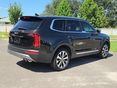 Certified 2022 Kia Telluride S FWD image 4