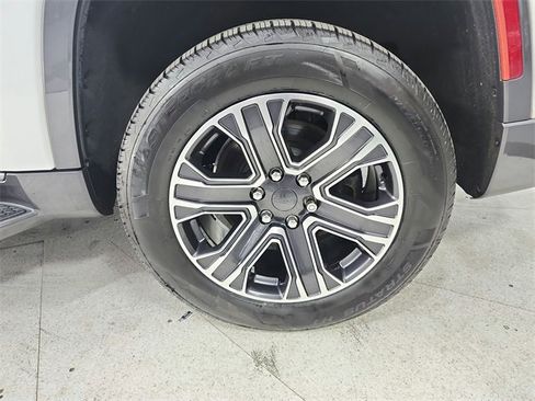 Used 2022 Jeep Wagoneer Series III image 51