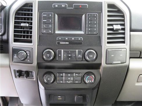 Used 2020 Ford F250 XL w/ Power Equipment Group image 7