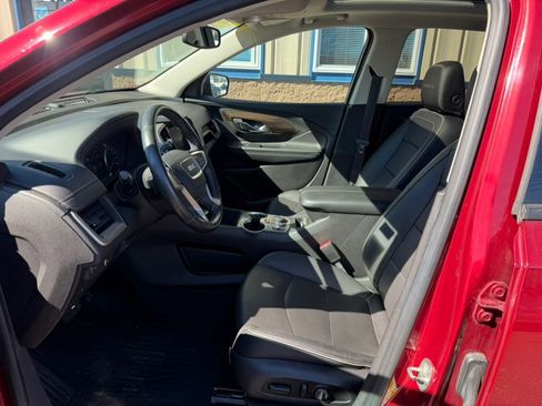 Used 2018 GMC Terrain Denali w/ Advanced Safety Package image 14