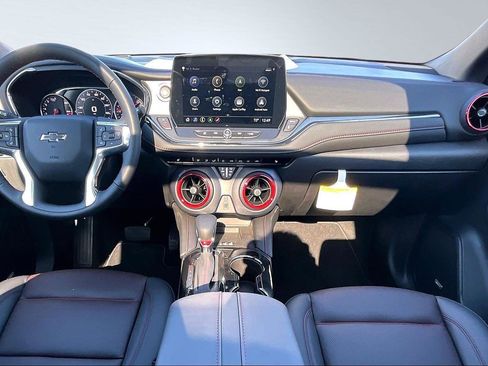 New 2025 Chevrolet Blazer RS image 5