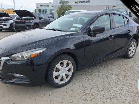 Used 2018 MAZDA MAZDA3 Sport FWD image 1