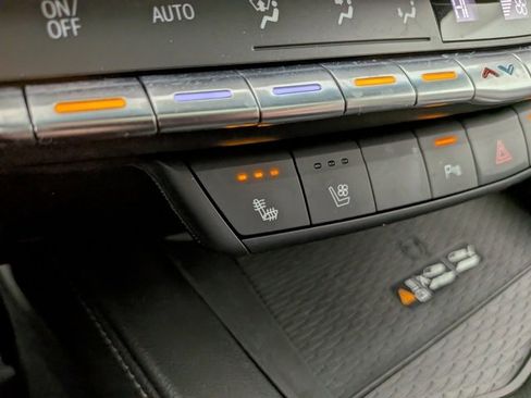 Certified 2023 Cadillac CT4 Premium Luxury image 9