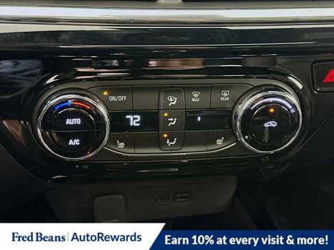 New 2026 Chevrolet Trax RS w/ Sunroof Package image 10