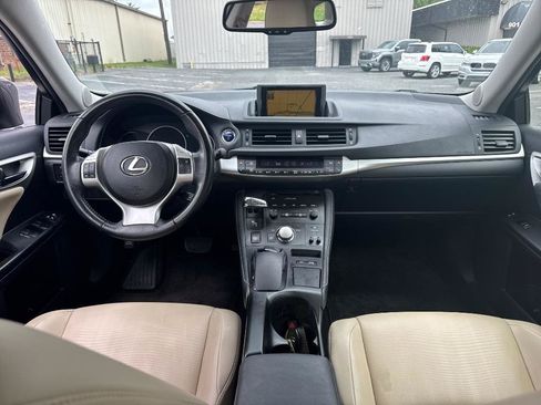 Used 2012 Lexus CT 200h Premium w/ Premium Audio Pkg FWD image 6
