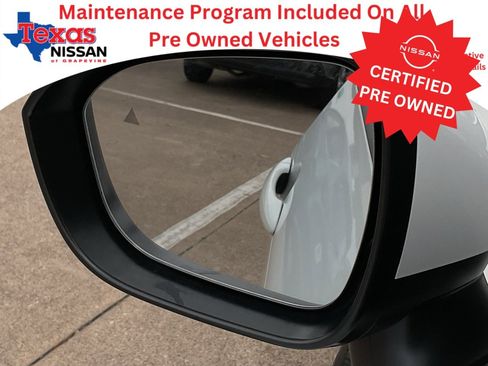 Used 2024 Nissan Rogue SV w/ SV Premium Package image 11