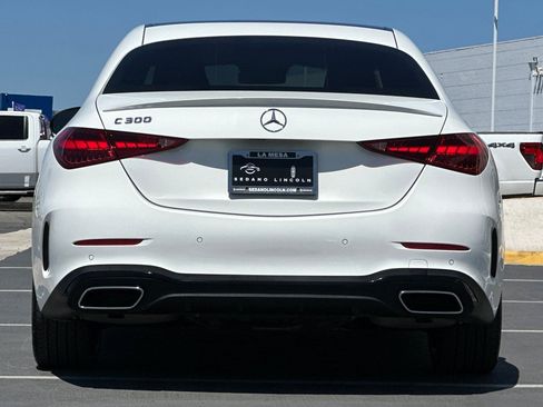 Used 2025 Mercedes-Benz C 300 Sedan image 4