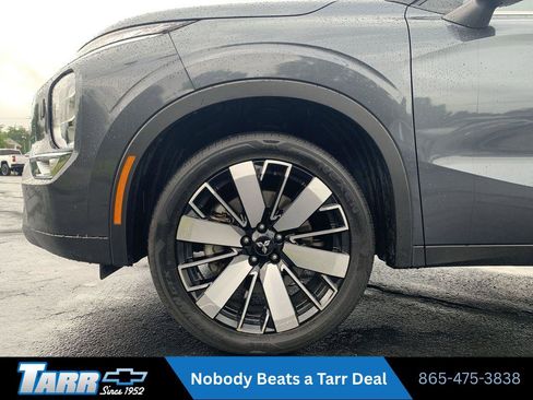 Used 2025 Mitsubishi Outlander SE AWD/4WD image 18
