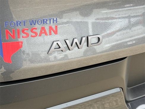 New 2026 Nissan Murano SL image 11