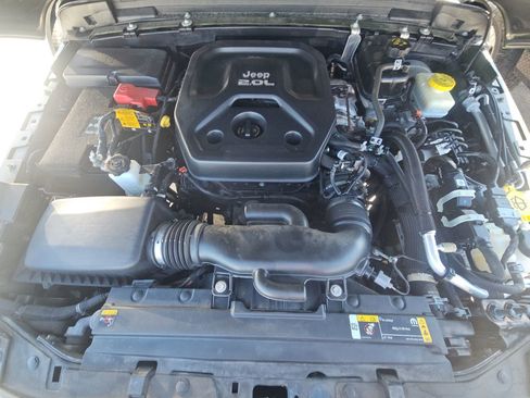 Used 2021 Jeep Wrangler Unlimited Sport image 19