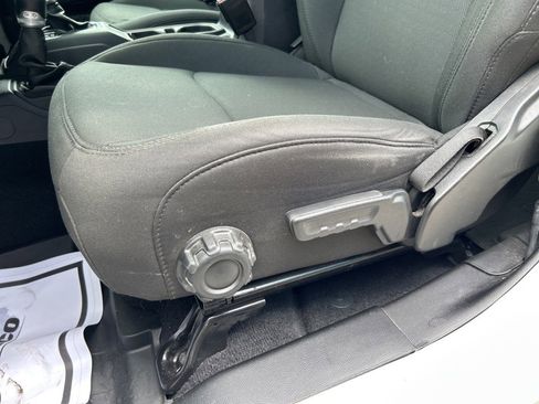 Used 2021 Jeep Wrangler Unlimited Sport image 16