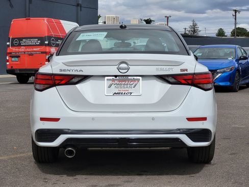 New 2025 Nissan Sentra SR image 5
