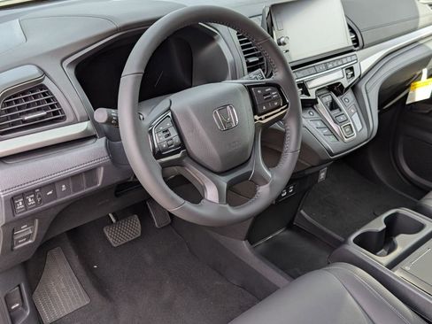 New 2026 Honda Odyssey EX-L image 4