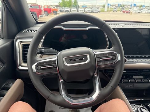 New 2026 GMC Canyon Denali AWD/4WD image 19