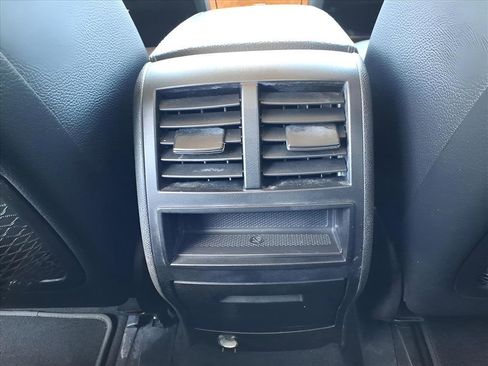 Used 2009 Mercedes-Benz GL 320 BlueTEC 4MATIC image 26