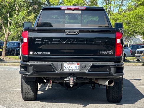 Used 2022 Chevrolet Silverado 3500 High Country w/ Safety Package II AWD/4WD image 6