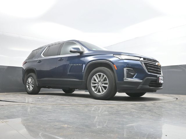 Used 2023 Chevrolet Traverse LT FWD image 44