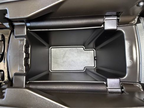 Used 2023 Buick Envision Preferred w/ Sport Touring Package AWD/4WD image 36