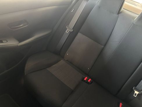 Used 2024 Nissan Sentra SV FWD image 43