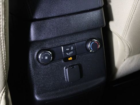 Used 2017 Ford Explorer FWD image 22