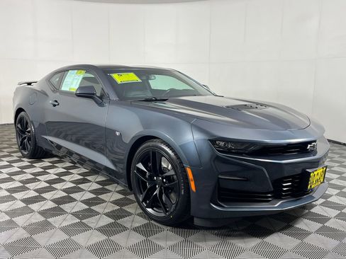 Used 2023 Chevrolet Camaro SS RWD image 3