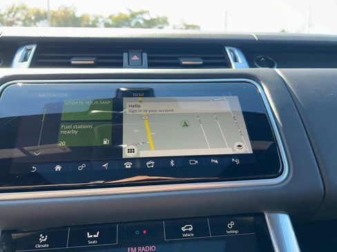 Used 2019 Land Rover Range Rover Sport Supercharged image 10