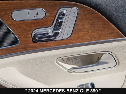 Used 2024 Mercedes-Benz GLE 350 4MATIC image 31