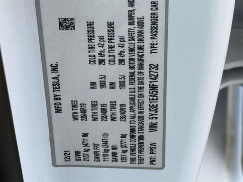 Used 2022 Tesla Model 3 image 27