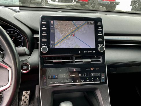 Used 2019 Toyota Avalon Touring image 5