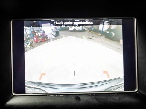 Used 2021 Jeep Grand Cherokee Laredo image 31