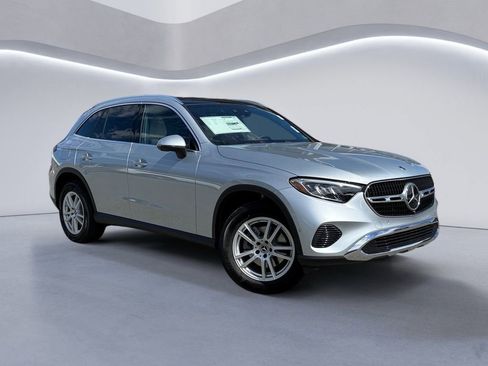 New 2026 Mercedes-Benz GLC 300 4MATIC image 2