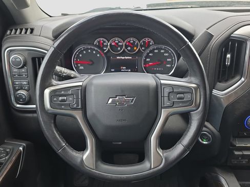 Used 2021 Chevrolet Silverado 1500 RST AWD/4WD image 9