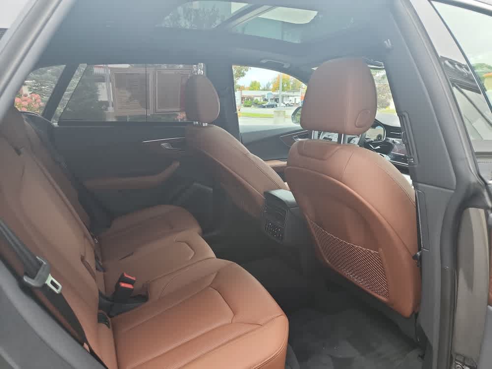 Certified 2025 Audi Q8 Premium Plus AWD/4WD image 31