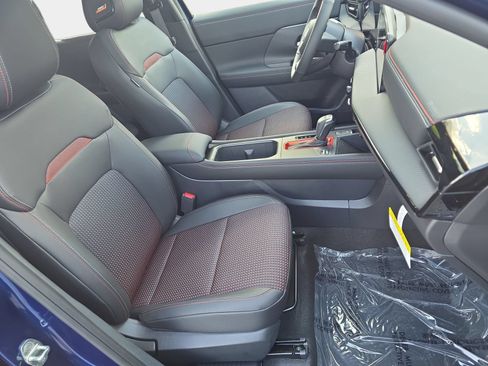 New 2026 Nissan Kicks SR w/ SR Premium Package FWD image 10