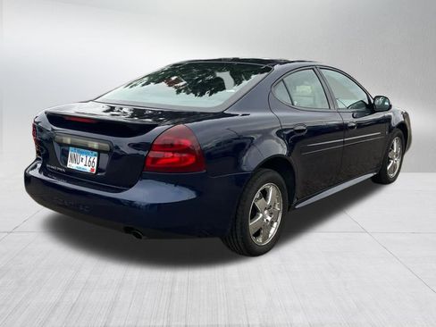 Used 2007 Pontiac Grand Prix w/ Preferred Package image 4