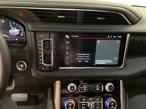 Used 2024 GMC Yukon Denali image 15