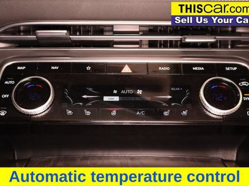 Used 2022 Genesis GV80 2.5T RWD image 19